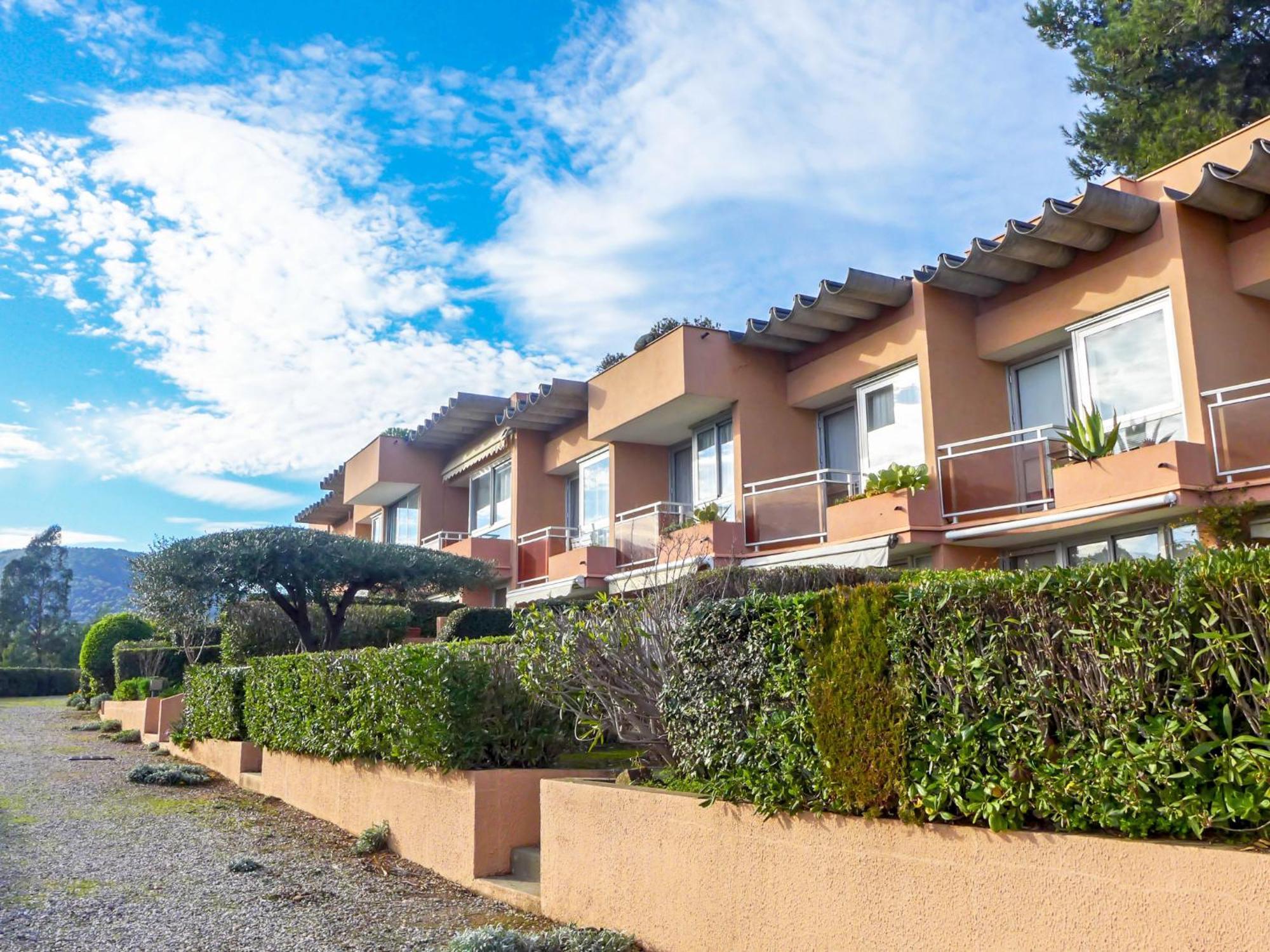 Apartment Les Jardins De La Mer-2 By Interhome Cavalaire-sur-Mer Exterior photo